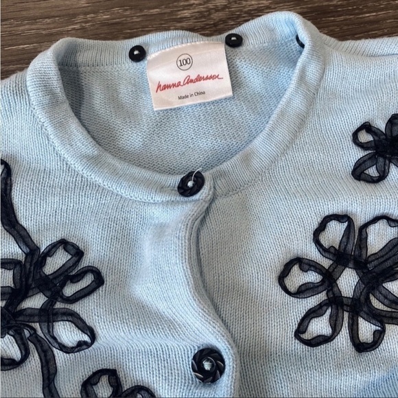 Hanna Anderson 100% cotton buttoned sweater
size 100 - Picture 7 of 7